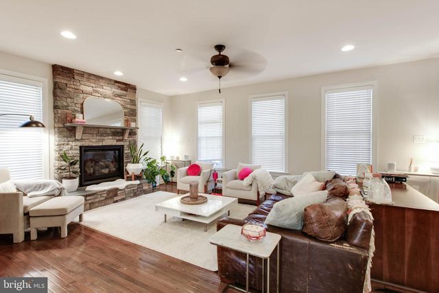 10926 WHITE DAHLIA DR, Woodstock, MD 21163