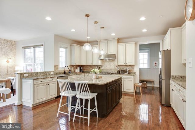 10926 WHITE DAHLIA DR, Woodstock, MD 21163