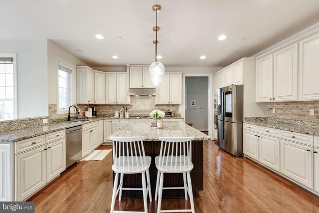 10926 WHITE DAHLIA DR, Woodstock, MD 21163