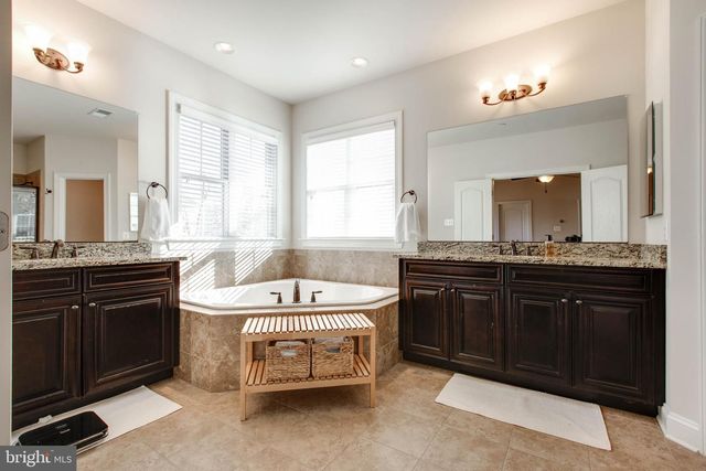 10926 WHITE DAHLIA DR, Woodstock, MD 21163