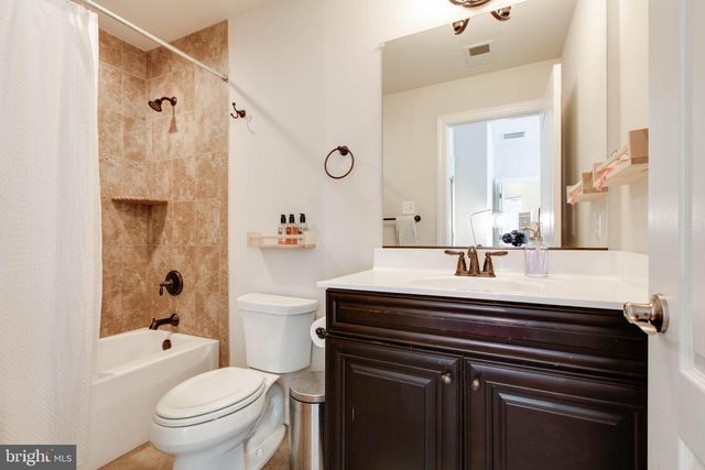 10926 WHITE DAHLIA DR, Woodstock, MD 21163