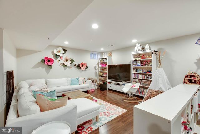 10926 WHITE DAHLIA DR, Woodstock, MD 21163