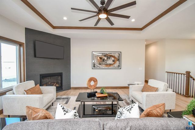 210 E 8th St Street, Tea, SD 57064