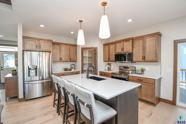 210 E 8th St Street, Tea, SD 57064