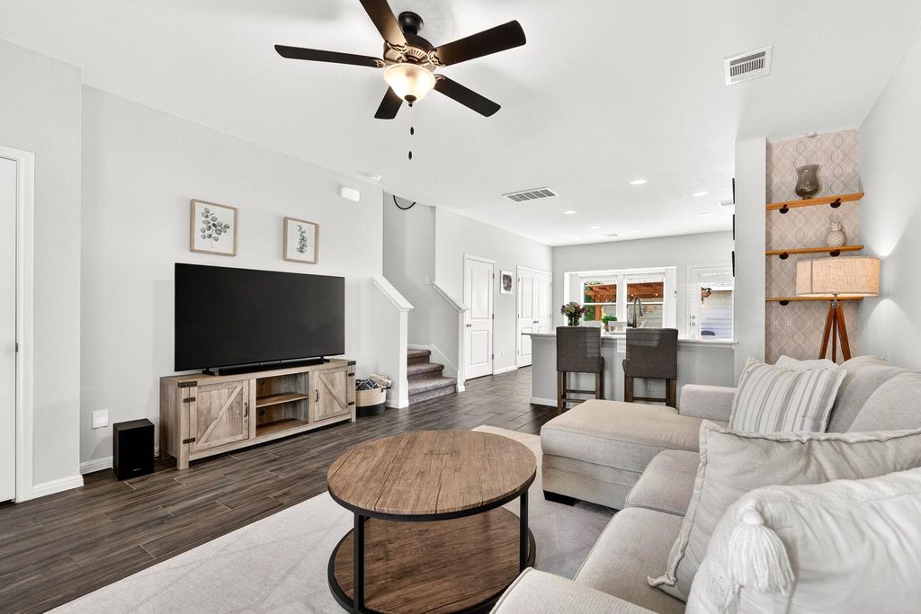 17903 Papaveri WAY 212, Pflugerville, TX 78660