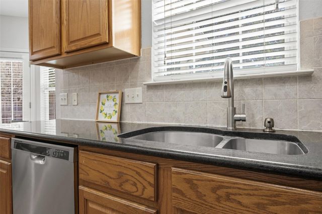 2633 Bolton ST, Austin, TX 78748
