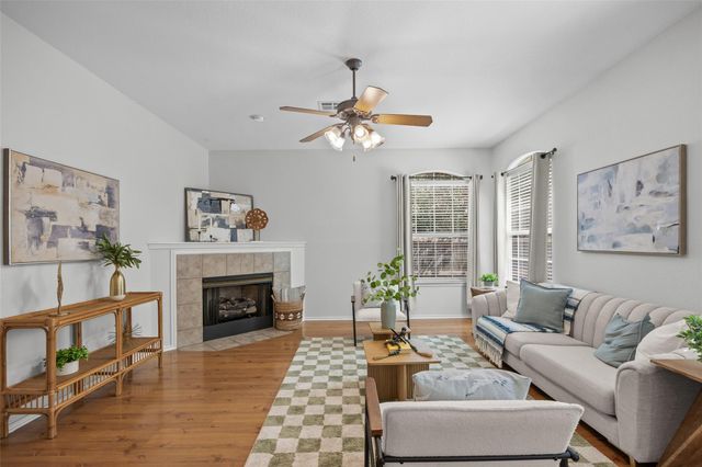 2633 Bolton ST, Austin, TX 78748