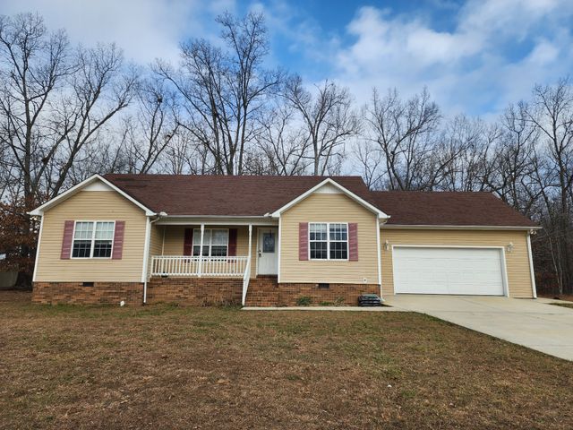 1046 Indian Springs Cir, Manchester, TN 37355