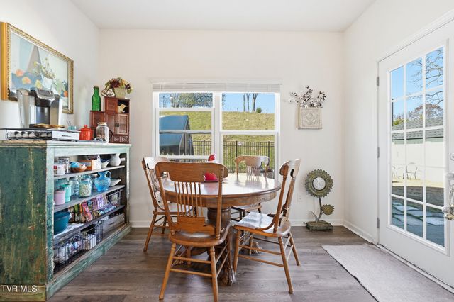 5402 Wildlife Circle, Piney Flats, TN 37686