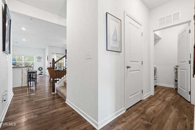 5402 Wildlife Circle, Piney Flats, TN 37686