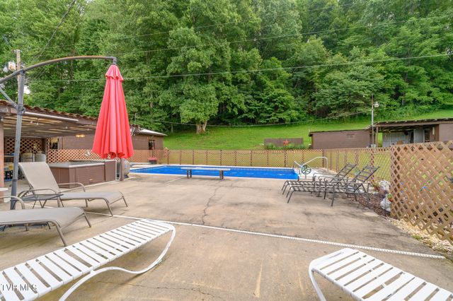 1528 Irondale Road, Big Stone Gap, VA 24219