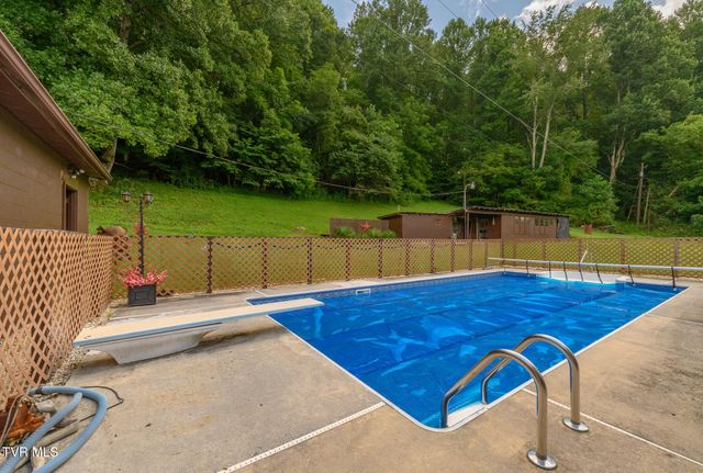 1528 Irondale Road, Big Stone Gap, VA 24219