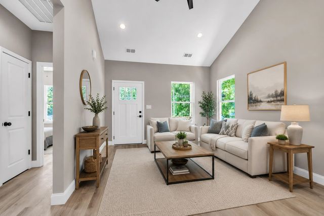 305 Appian Drive, Spartanburg, SC 29306