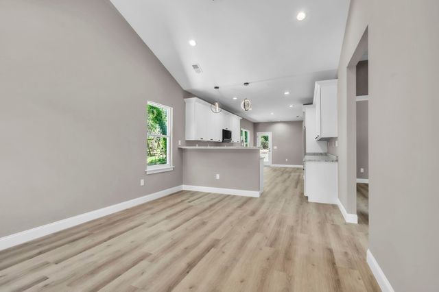 305 Appian Drive, Spartanburg, SC 29306