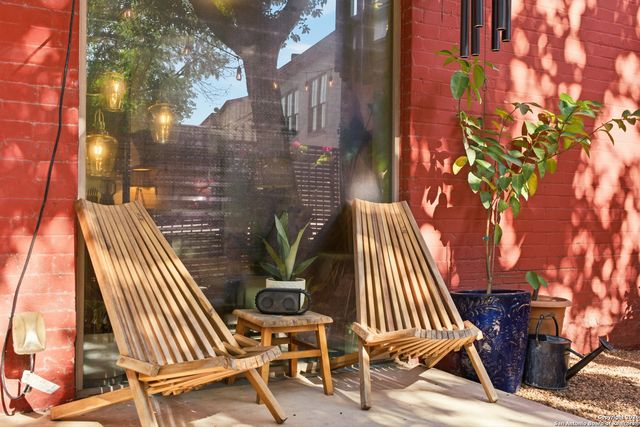 1401 S Flores St Apt 110, San Antonio, TX 78204