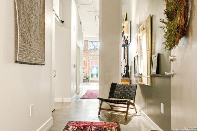 1401 S Flores St Apt 110, San Antonio, TX 78204