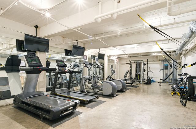 1401 S Flores St Apt 110, San Antonio, TX 78204