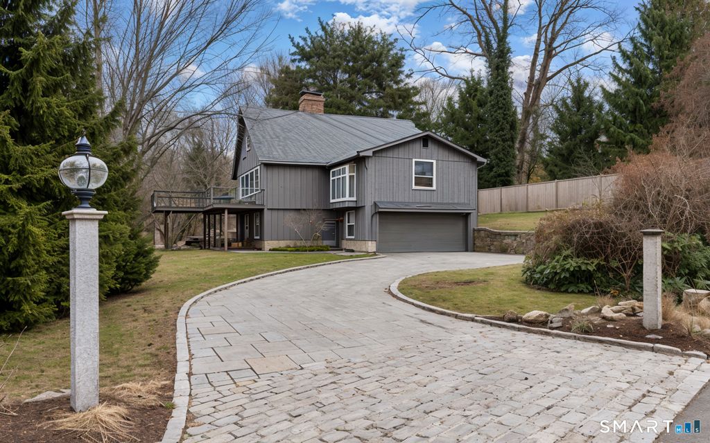 34 Squaw Brook Road, Branford, CT 06405