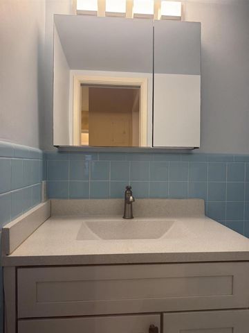 2050 NE 39th Street 211w, Lighthouse Point, FL 33064