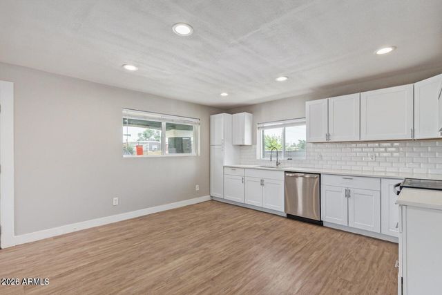 231 S 1ST Street, Avondale, AZ 85323
