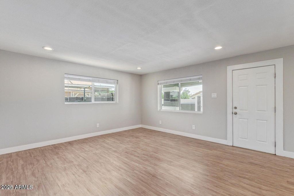 231 S 1ST Street, Avondale, AZ 85323 — photo 4