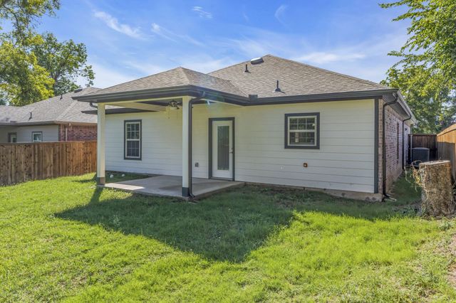 121 W Morton Street, Denison, TX 75021