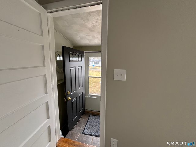 324 Savage Hill Road, Berlin, CT 06037