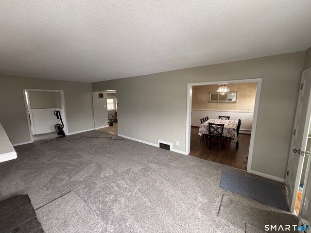 324 Savage Hill Road, Berlin, CT 06037