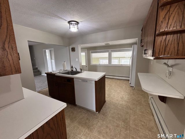 324 Savage Hill Road, Berlin, CT 06037