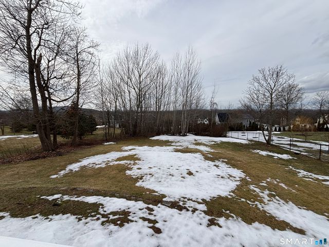 324 Savage Hill Road, Berlin, CT 06037