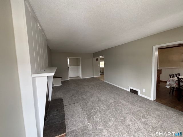 324 Savage Hill Road, Berlin, CT 06037