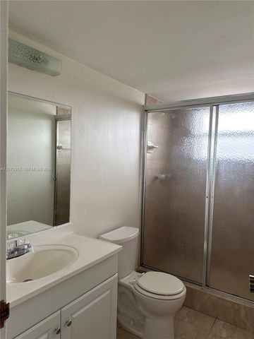 8380 Sands Point Boulevard J310, Tamarac, FL 33321
