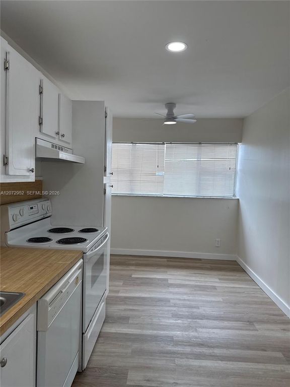 8380 Sands Point Boulevard J310, Tamarac, FL 33321