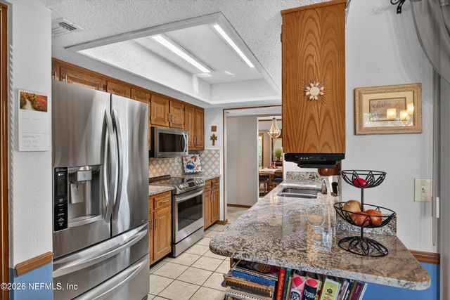 8565 ECHORIDGE Court, Jacksonville, FL 32244