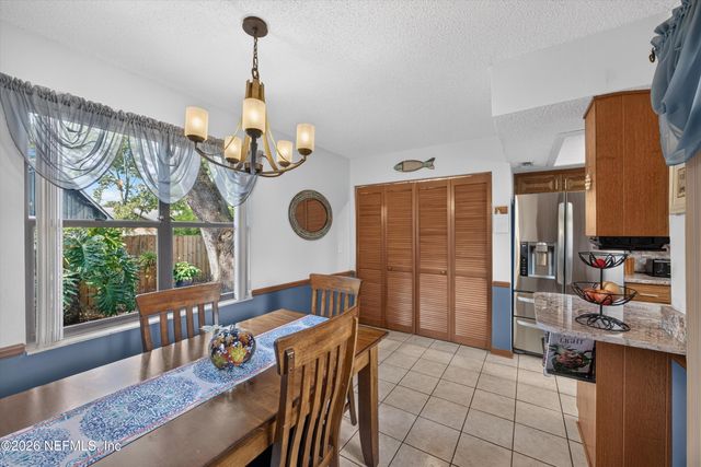 8565 ECHORIDGE Court, Jacksonville, FL 32244