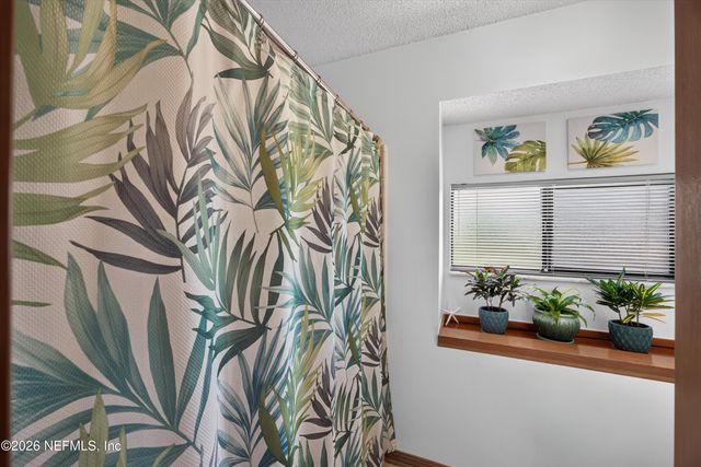 8565 ECHORIDGE Court, Jacksonville, FL 32244