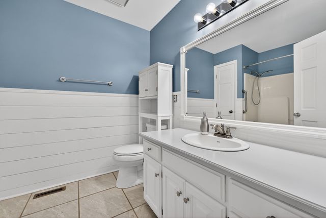 4377 Windrow Rd, Rockvale, TN 37153