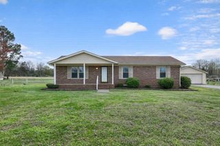 4377 Windrow Rd, Rockvale, TN 37153