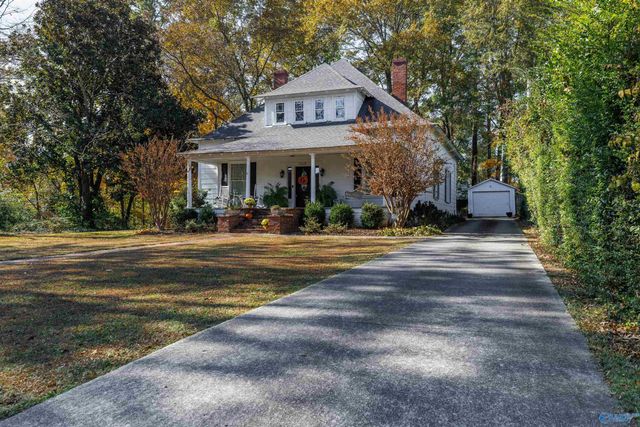 302 S Scott Street, Scottsboro, AL 35768