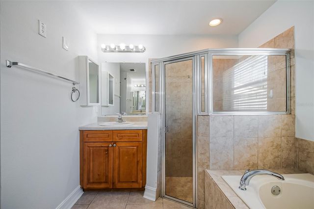 2370 PINE STREET, Oviedo, FL 32765