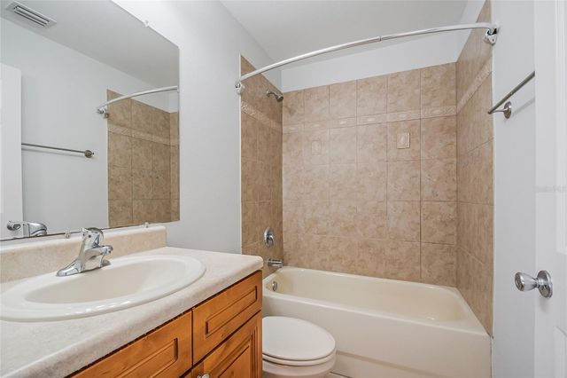 2370 PINE STREET, Oviedo, FL 32765