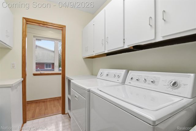 35037 Ellen Court, Livonia, MI 48154
