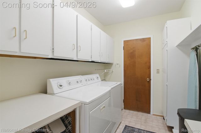 35037 Ellen Court, Livonia, MI 48154