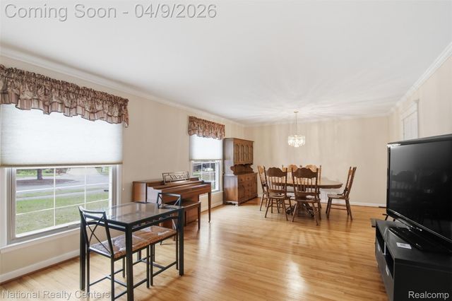 35037 Ellen Court, Livonia, MI 48154