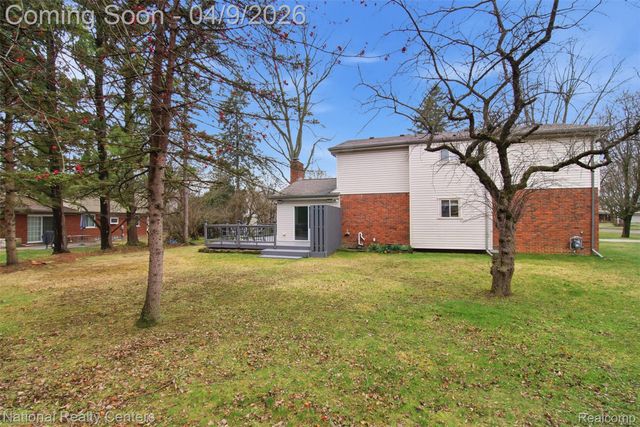 35037 Ellen Court, Livonia, MI 48154