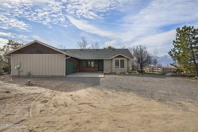 1653 Dees Lane, Minden, NV 89423