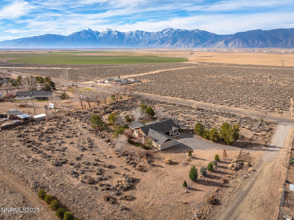 1653 Dees Lane, Minden, NV 89423