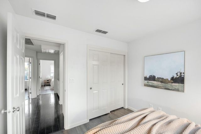 5324 Hartona Way, Sacramento, CA 95835