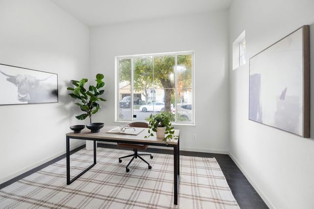 5324 Hartona Way, Sacramento, CA 95835