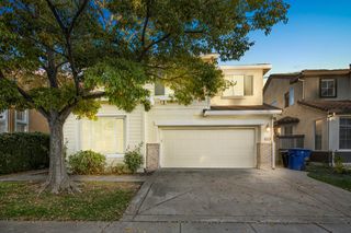 5324 Hartona Way, Sacramento, CA 95835